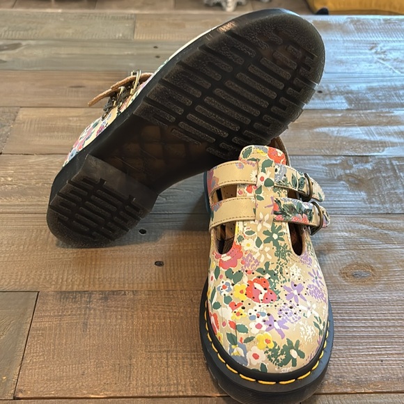 NWB Dr. Martens Women’s Floral Mary Jane Shoes - Multicolor - Picture 5 of 5